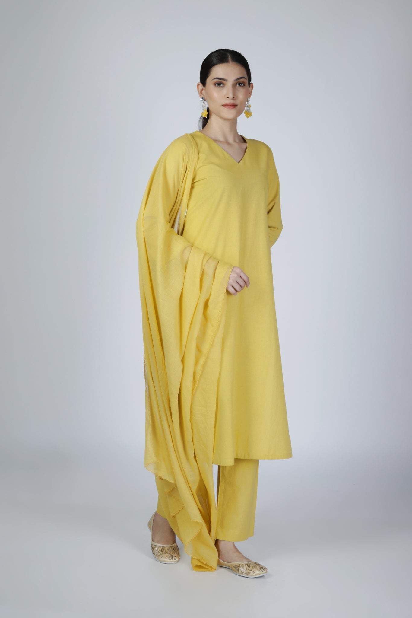 Noore Kurta Set