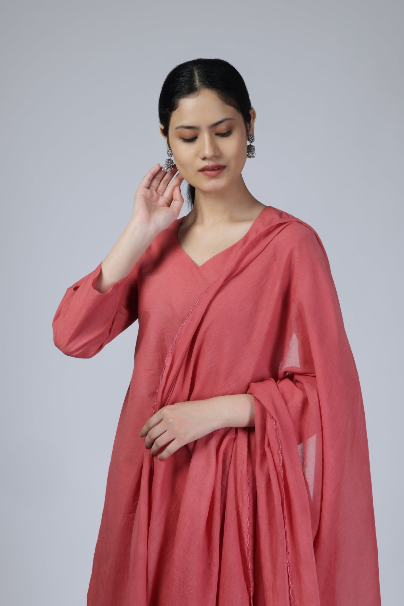 Aavira Kurta Set