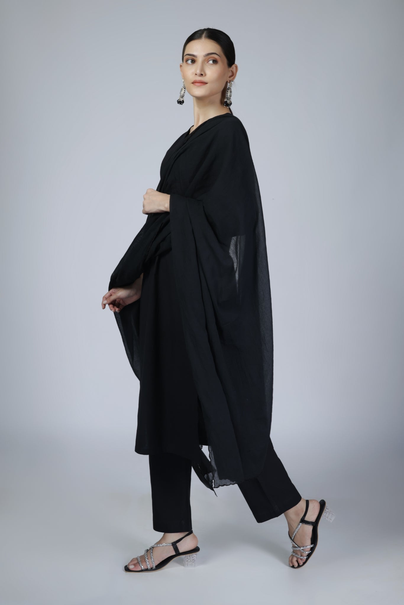 Arveen Kurta Set