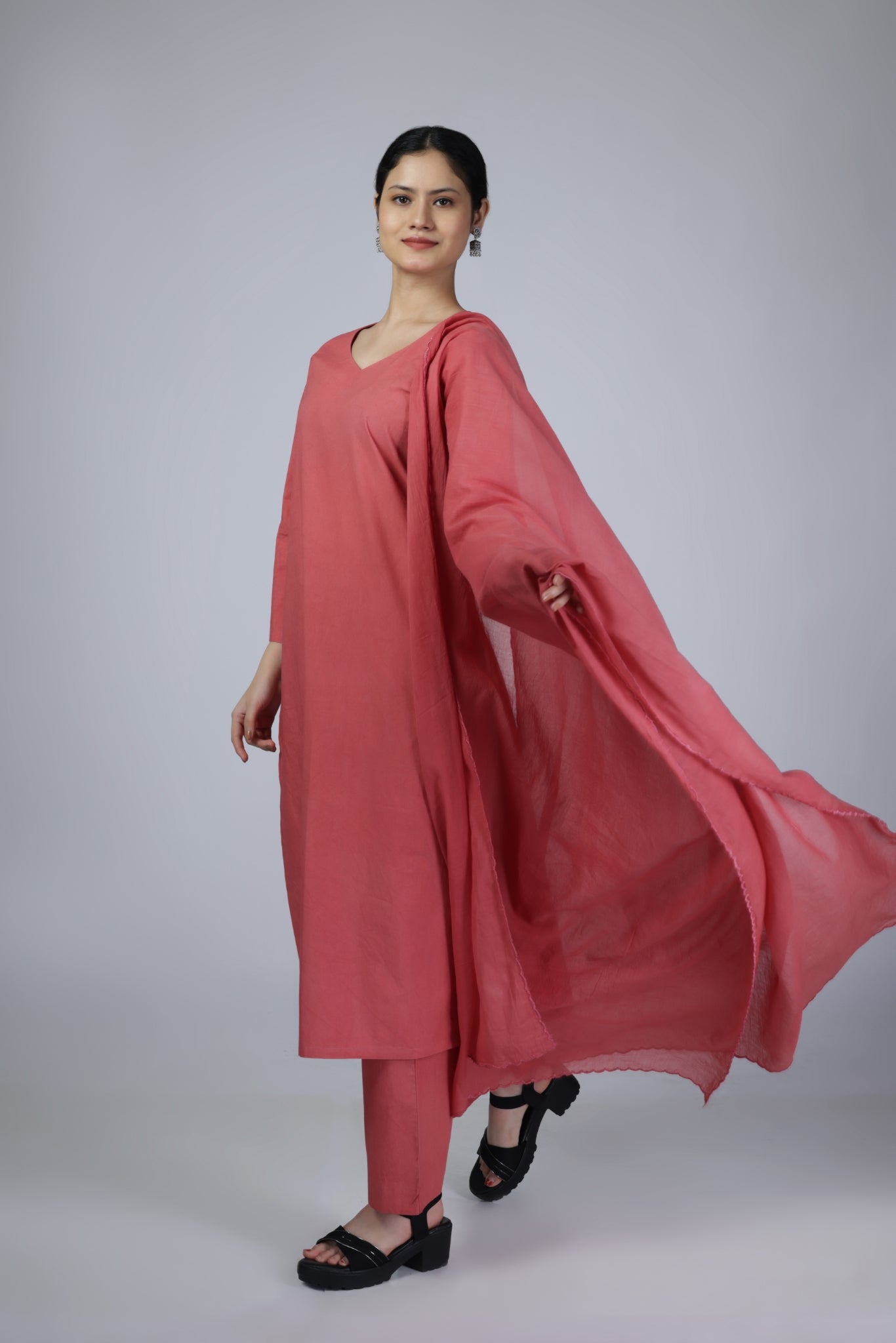 Aavira Kurta Set