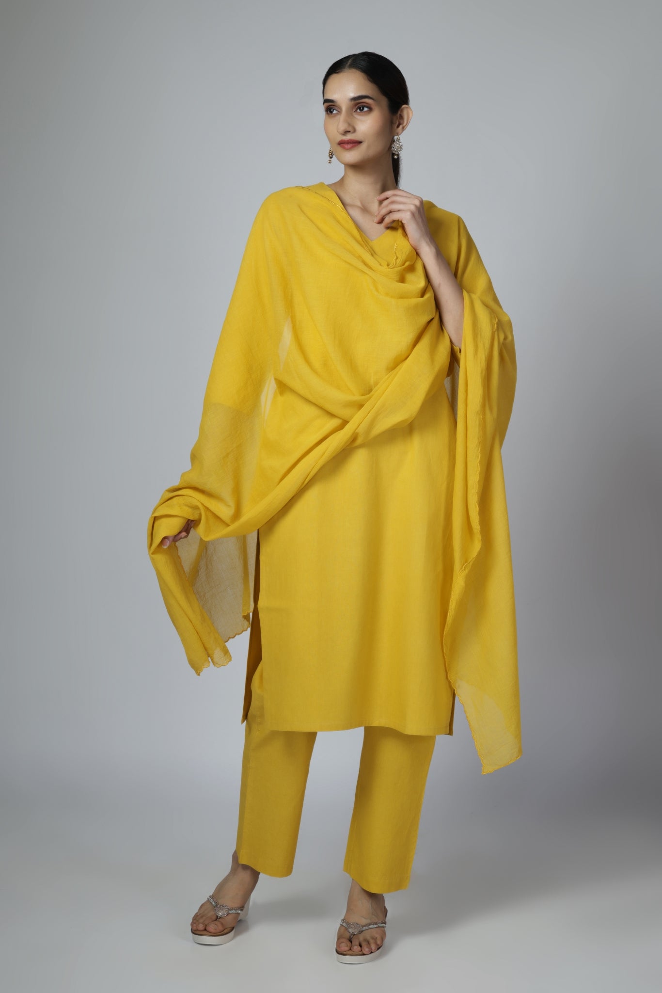 Alira Kurta Set