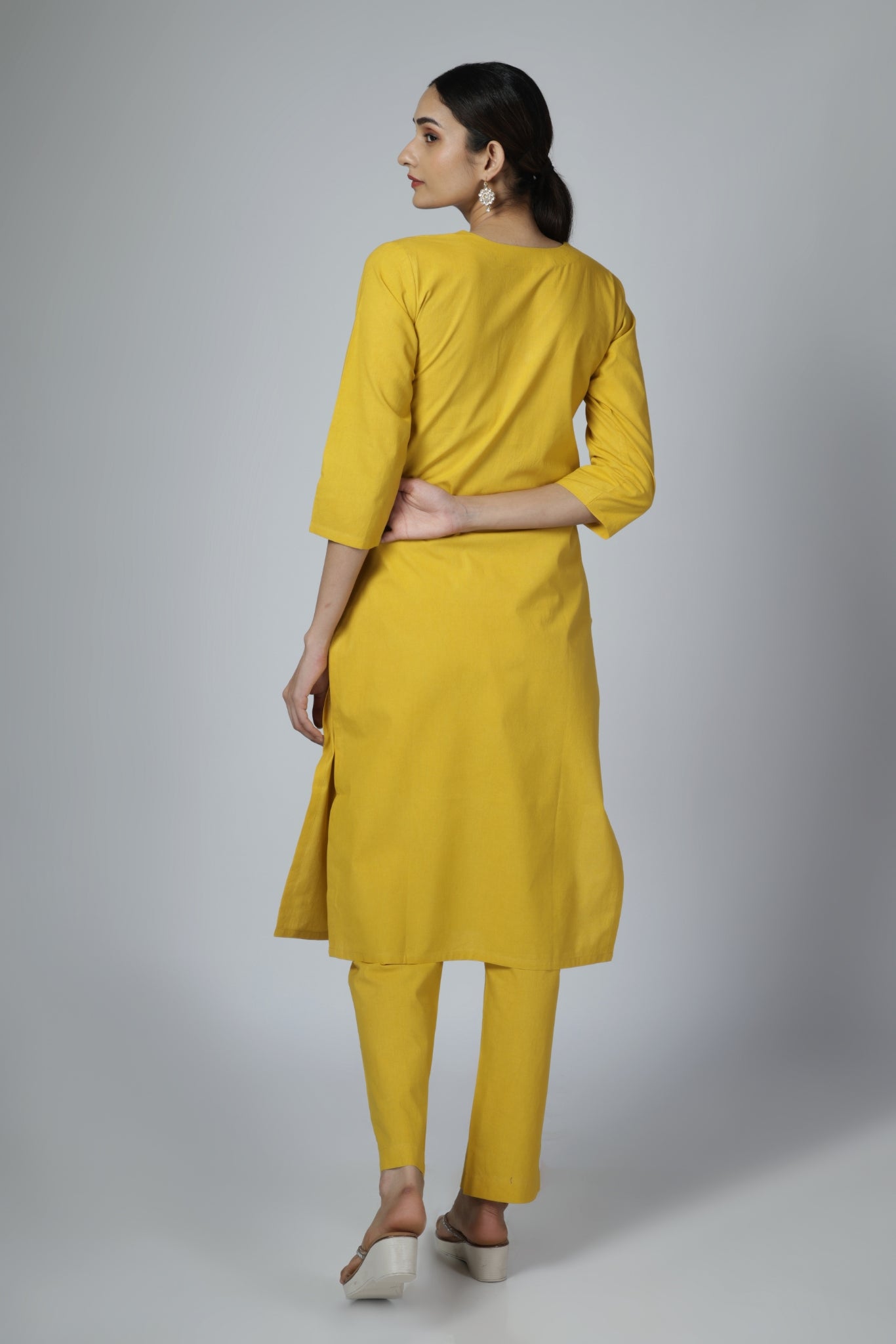 Alira Kurta Set