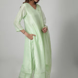 Liyana Kurta Set